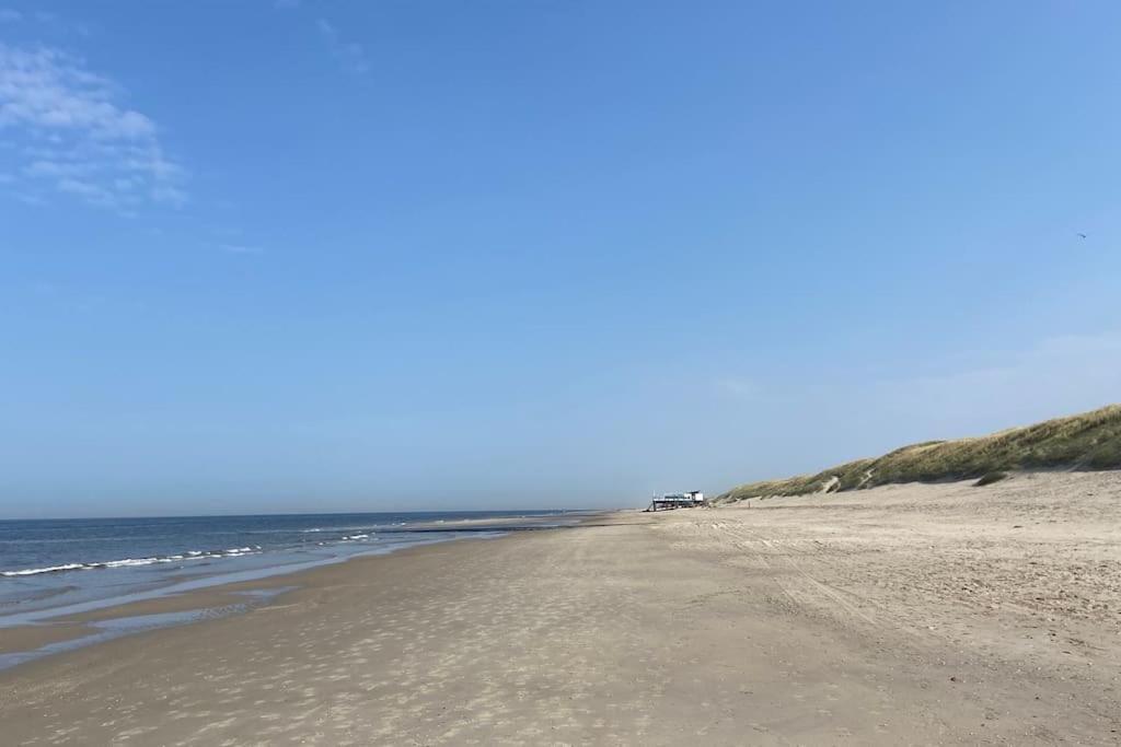 Strandhuisje Freek, 900 M Van Zee En Strand Callantsoog Buitenkant foto